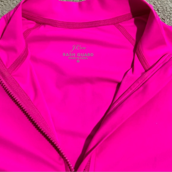 J. Crew Solid Long-sleeve Rash Guard in Neon Flamingo size Medium - Picture 10 of 12